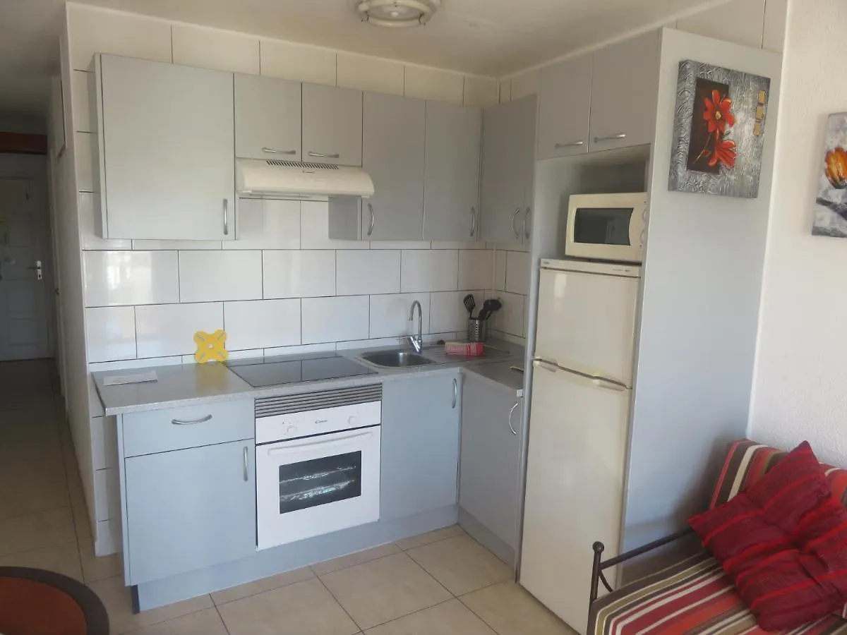 Los Geranios Apartment San Eugenio İspanya